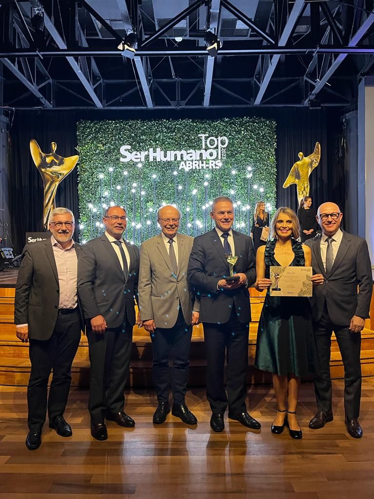 CRA-RS prestigia cerimônia de entrega dos Prêmios Top Ser Humano e Cidadania